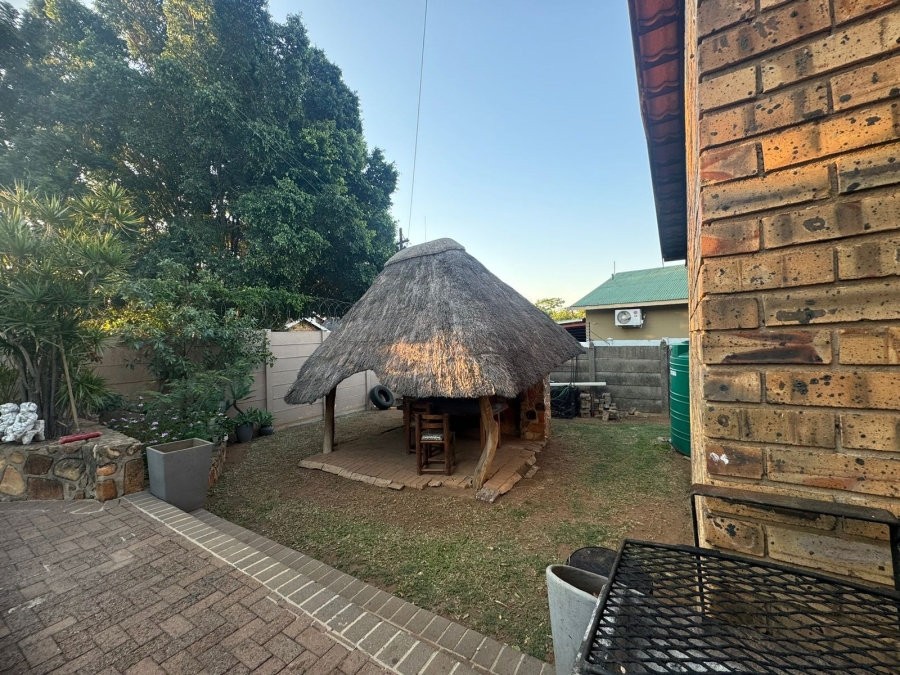 4 Bedroom Property for Sale in Bodorp North West